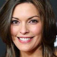 Alana De La Garza Alaston