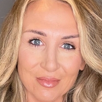 Claire El Creative Alaston