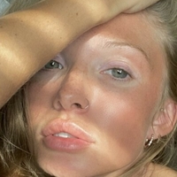 dakotaaaa Alaston