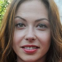 Dounia Coesens Alaston
