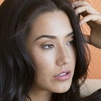 Fallin Lovia Alaston