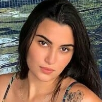 Iza Aguiar Alaston