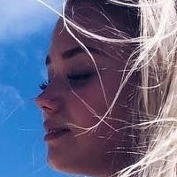Julia Beautx Alaston