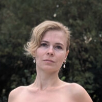 KateMonogamish Alaston