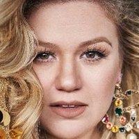 Kelly Clarkson Alaston
