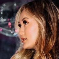 Lauren Riihimaki Alaston