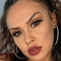Lexi Love Alaston
