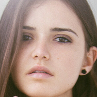 Lily Model Alaston