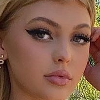 Loren Gray Alaston