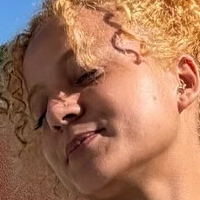 Luiza Góes Alaston