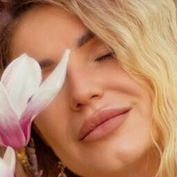 Mrs_Leosz Alaston
