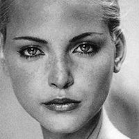 Nadja Auermann Alaston