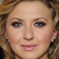 Nina Arianda Alaston