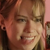 peeaacchhyy Alaston