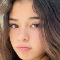 stephaniequinn Alaston