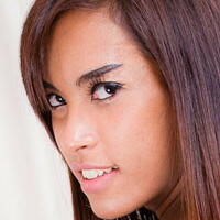 Trans Leila Alaston