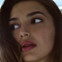 Valeriya Lapidus Alaston