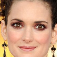 Winona Ryder Alaston